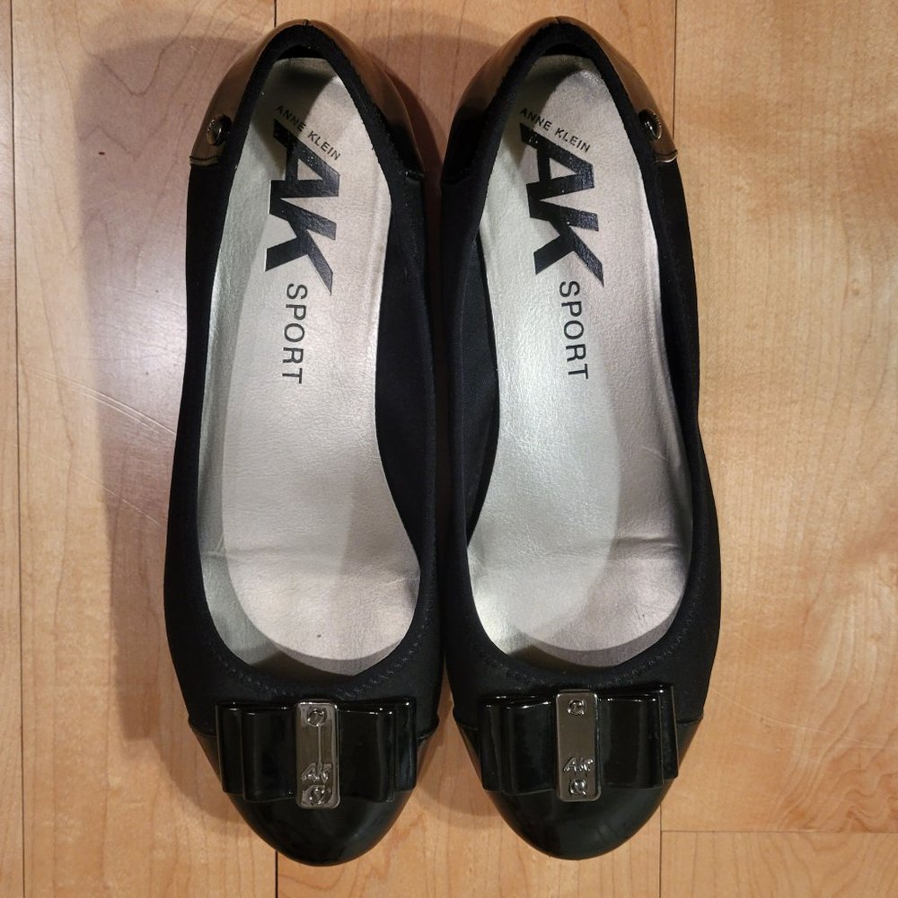 Anne Klein Sport Womens Black Ballet Flat, size 7M